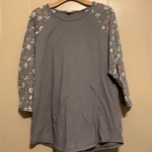 LuLaRoe Randy top